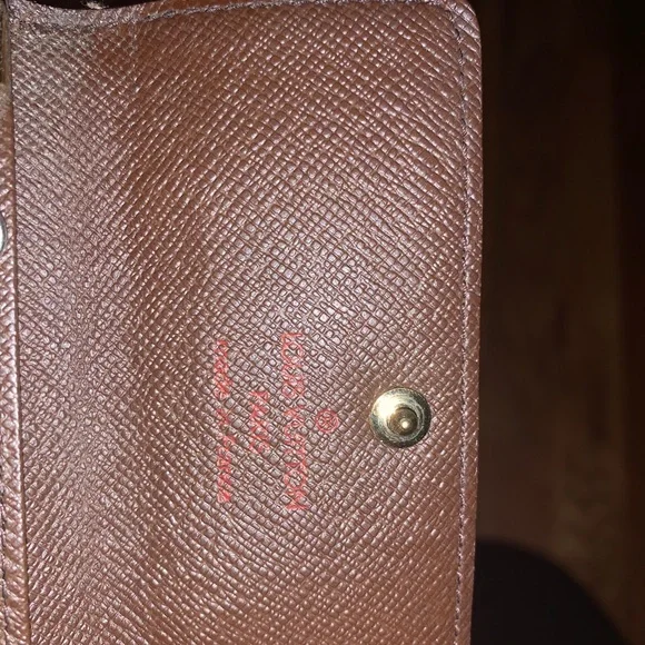 VINTAGE LOUIS VUITTON Damier Ebene 4 Ring Key Holder-100% AUTHENTIC-SALE!! - Picture 7 of 7